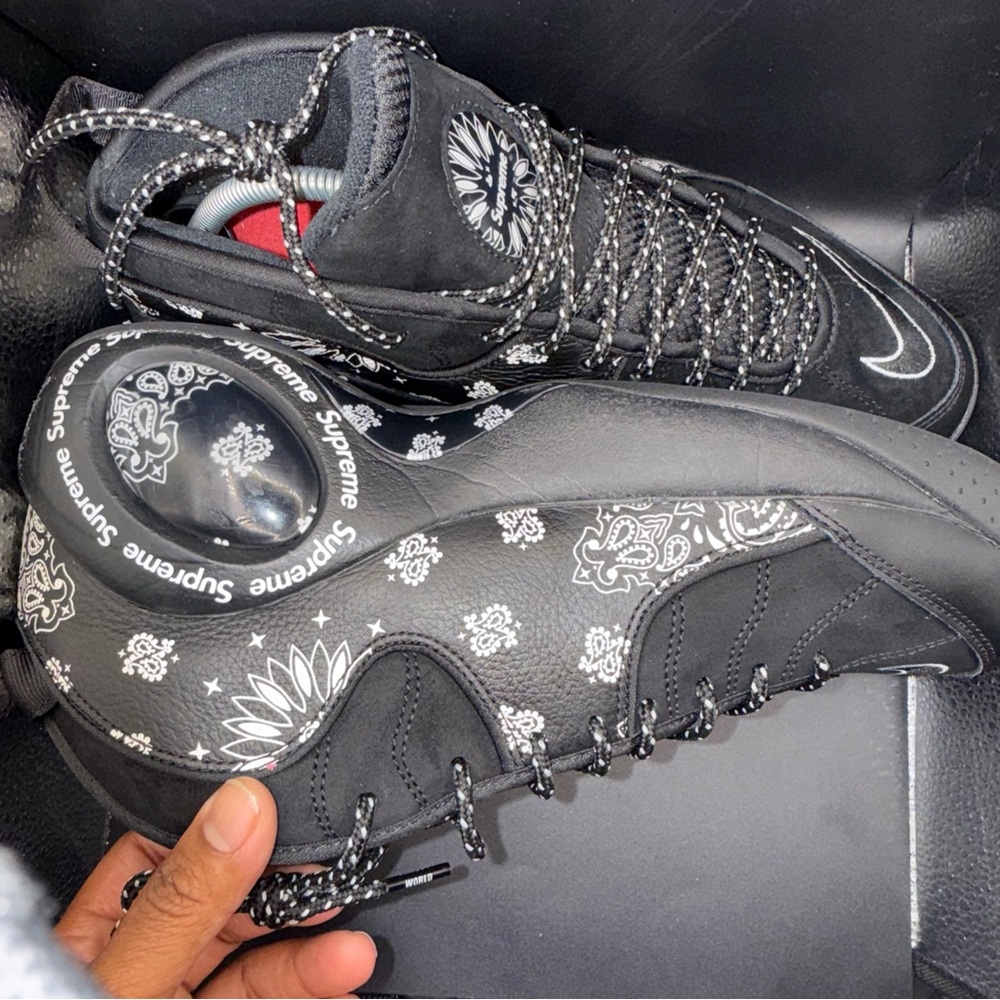 Size 10.5 - Nike Supreme x Air Zoom Flight 95 SP Black, DJ8604-001, With OG Box - Picture 8 of 13